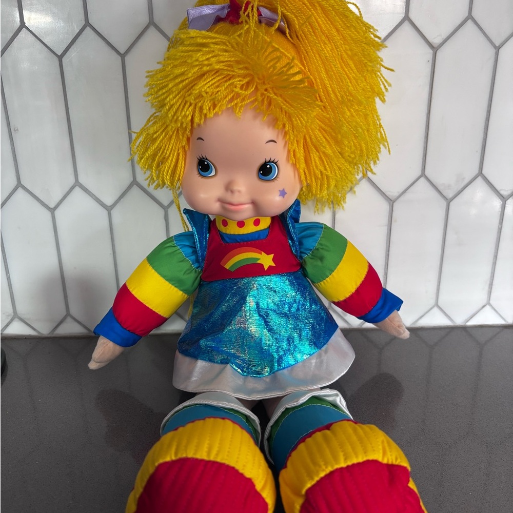 Hallmark Rainbow Brite 🌈 18” doll